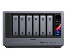 O iDX6011 Pro é um novo e poderoso NAS com recursos de IA e uma tela integrada (Fonte da imagem: Ugreen)