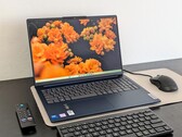 Estreia do desempenho do Intel Core 7 150U: Análise do laptop Lenovo IdeaPad Slim 5 16IRU9